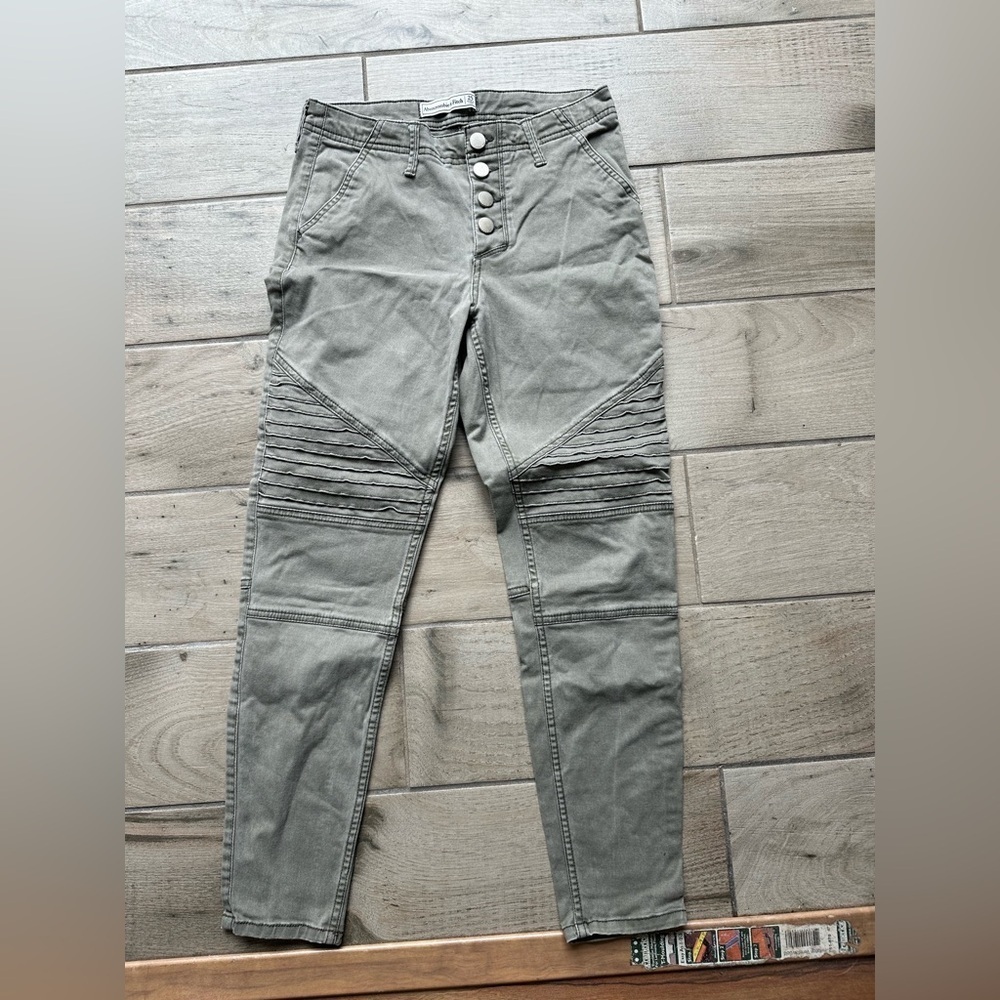 Abercrombie Olive Skinny Jeans